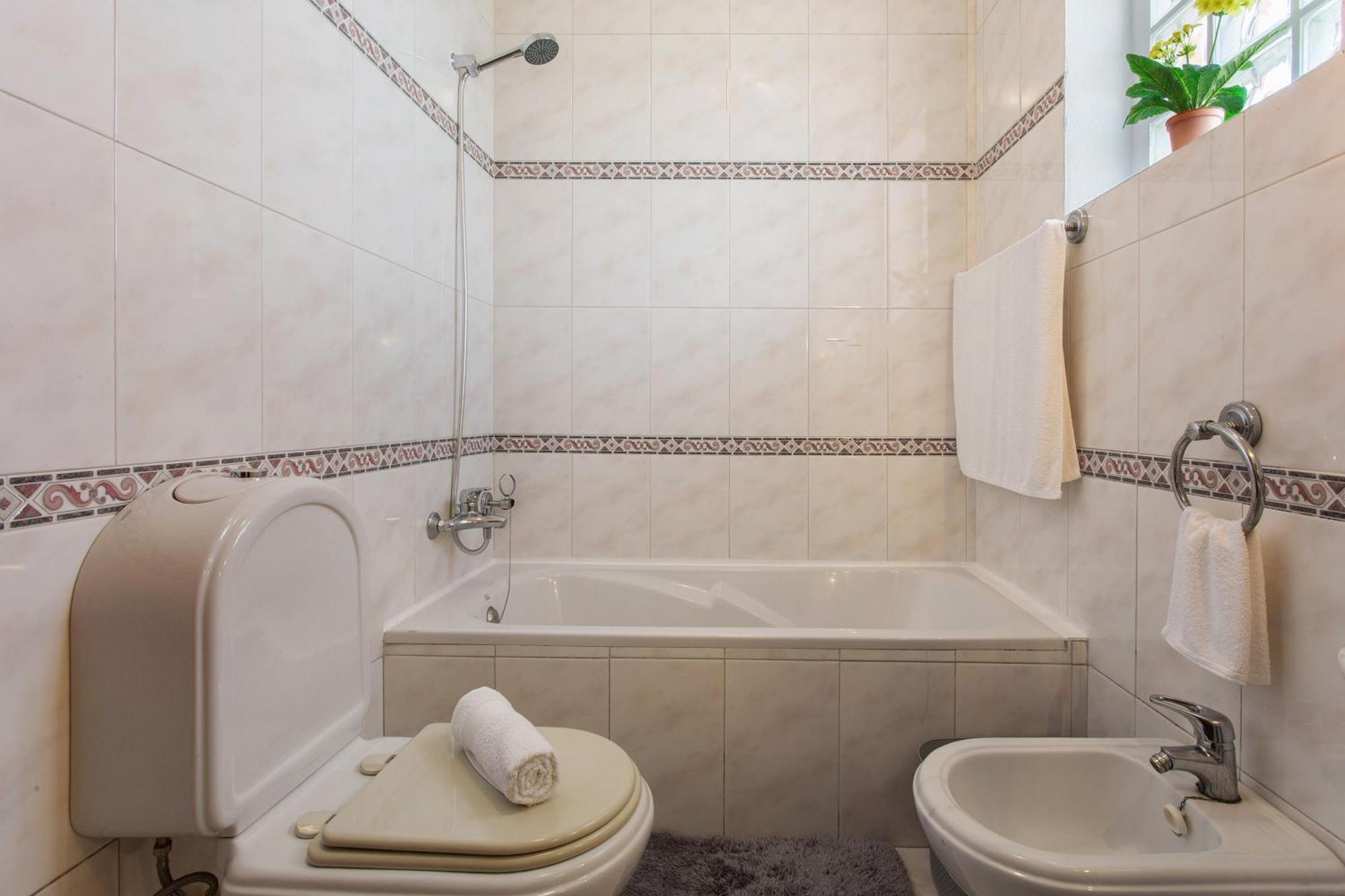 Apartamento Maria Canhas Luaran gambar